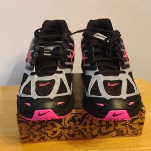 New Men's Nike Black and Pink Athletic Running Shoes Size US 12